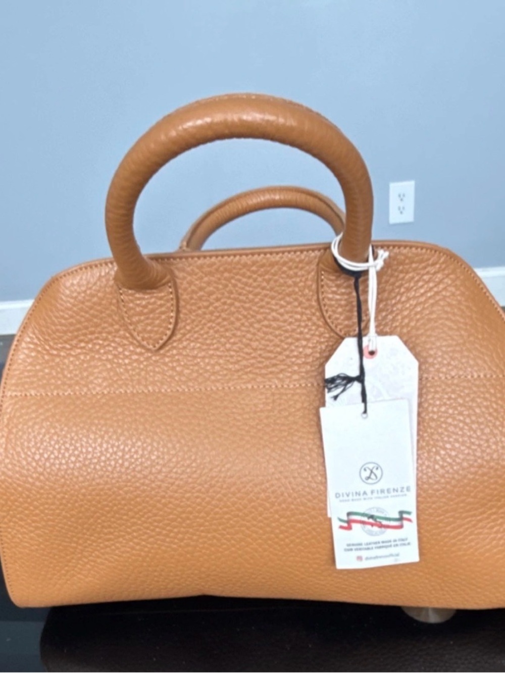 Divina Firenze Tan Pebbled Leather Satchel with cross body strap